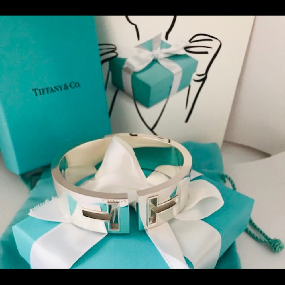 Tiffany cuff